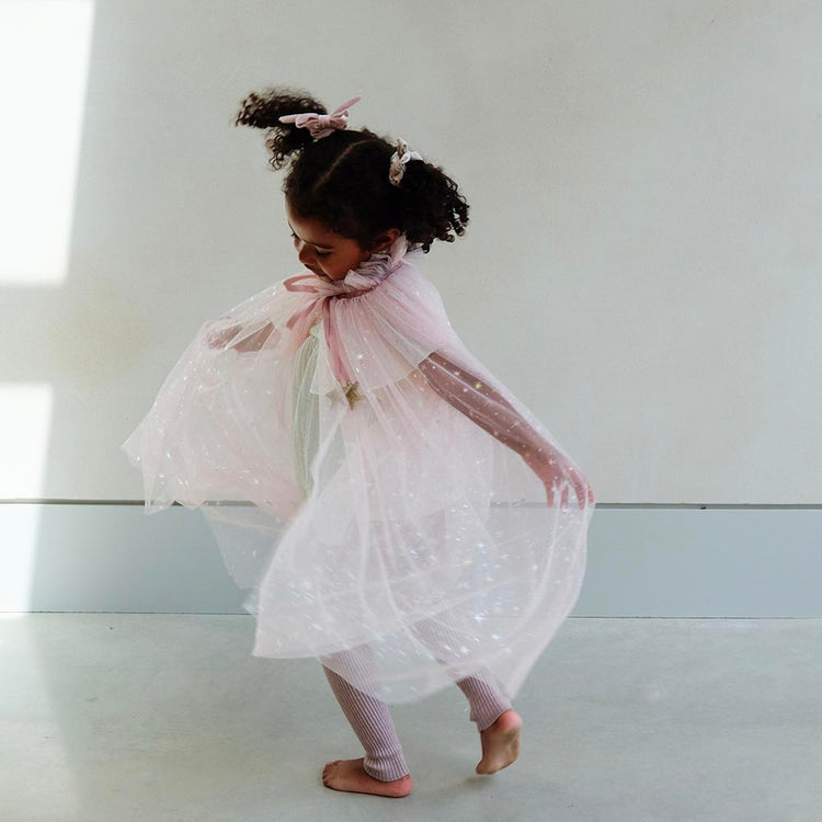 Cape longue rose scintillante : déguisement princesse enfant