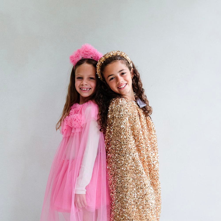 Cape à sequins dorée : idée déguisement enfant 