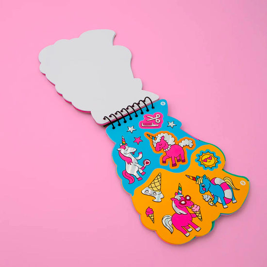 Cahier licorne parfait pour anniversaire fille ou pinata