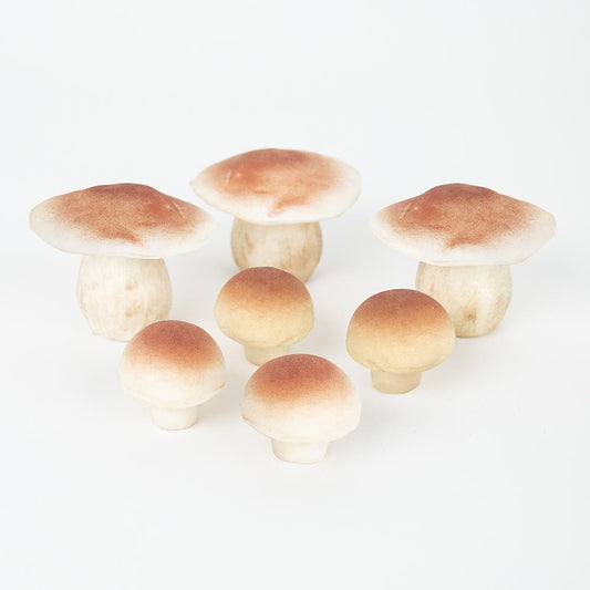7 champignons en mousse pour deco de table anniversaire thème foret
