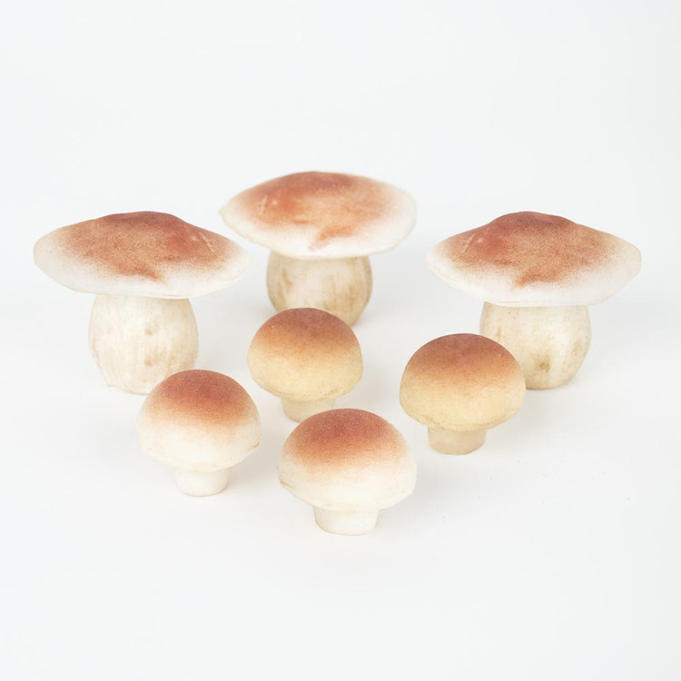 7 champignons en mousse pour deco de table anniversaire thème foret