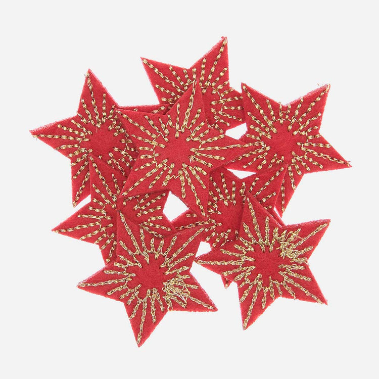 Confettis en feutrine étoiles rouges : decoration de table noel