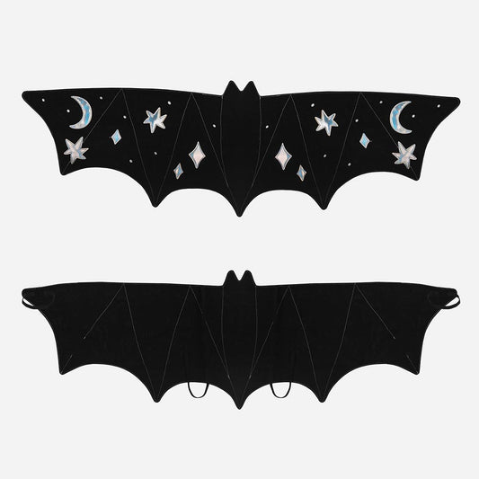 Bat wings: Halloween costume accessory