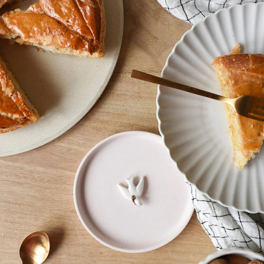 Fève colombe en porcelaine pour garnir la galette des rois