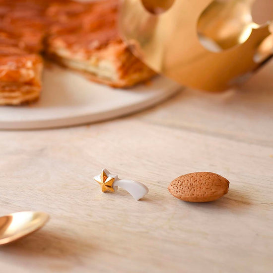 Décoration pour gâteau : fève porcelaine étoile filante à collectionner