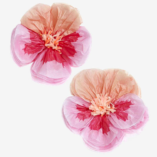 2 fleurs en papier de soie rose : decoration anniversaire fille