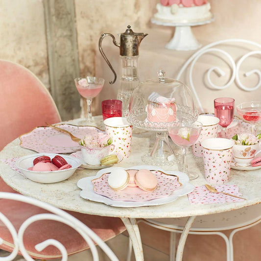 8 gobelets en carton Ladurée rose - deco de table anniversaire