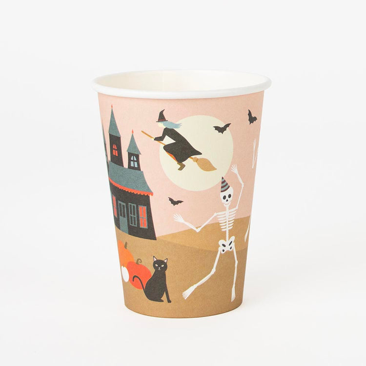 Cardboard cups for chic Halloween table decoration