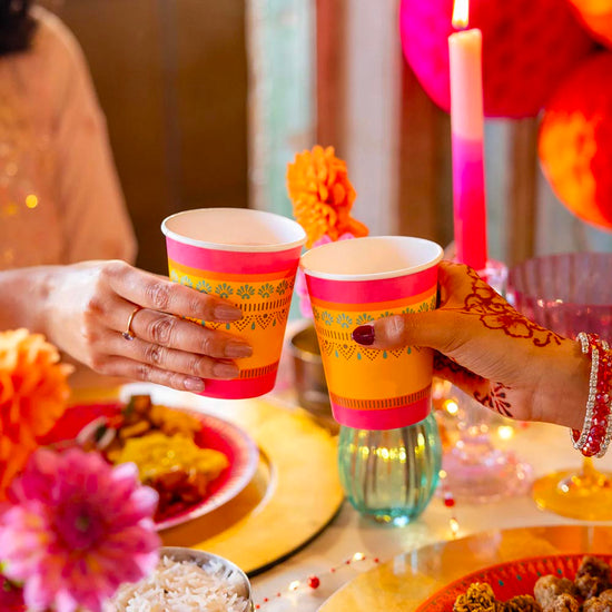 Gobelets jetables Diwali Talking Table - Pack de 8