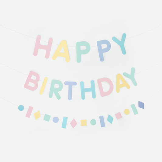 Guirnalda Pastel Happy Birthday: decoración de cumpleaños infantil