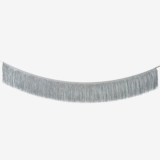 guirlande de franges argentée décoration fête anniversaire disco chic ou nouvel an 