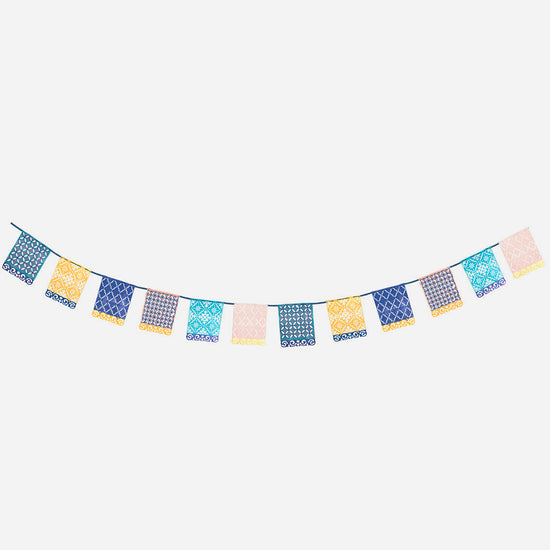Guirlande bleu motif souk pour decoration anniversaire orientale