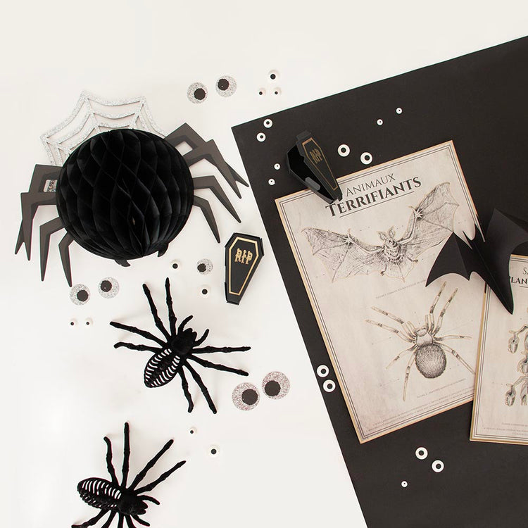 Décoration de table d'Halloween sur un thème araignée