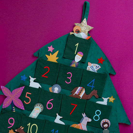 Jeu magnétique La crèche de Noël à glisser 1 à 1 dans un calendrier de l'Avent