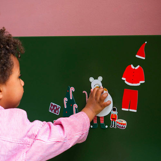 Jeu magnétique souris à habiller en Père Noël  : idée cadeau d'anniversaire enfant