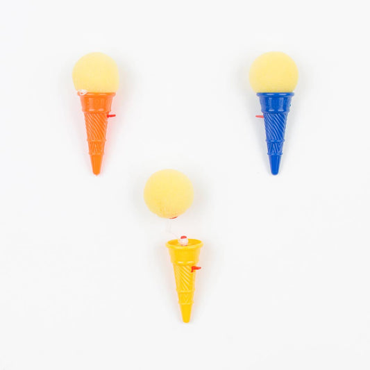 Un jeu de balle en forme de cornet de glace coloré super petit cadeau