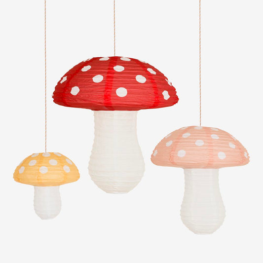 3 lanternes en papier champignon : deco anniversaire animaux des bois