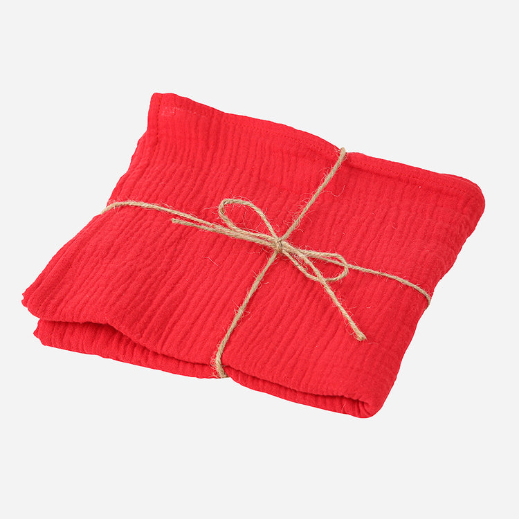 Nappe en gaze de coton rouge : decoration de table noel originale