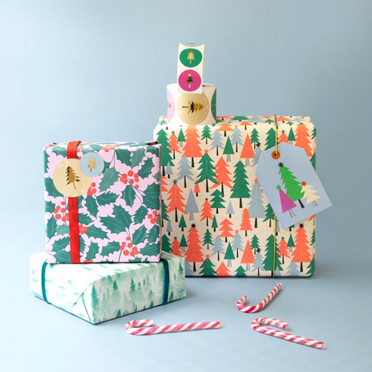 Papier noël pour cadeau motifs houx