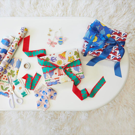 Rouleau papier motifs fleurs et nature pour fête champêtre