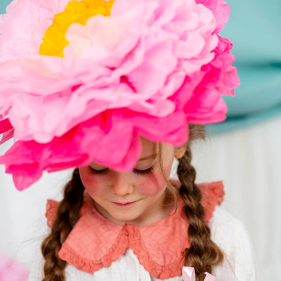 3 fleurs en papier de soie : accessoire deguisement carnaval