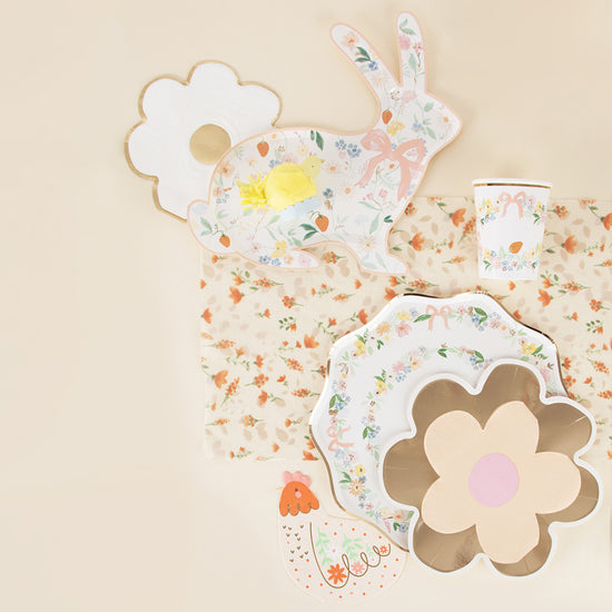 8 gobelets en carton fleurs et nœuds : decoration de table bapteme