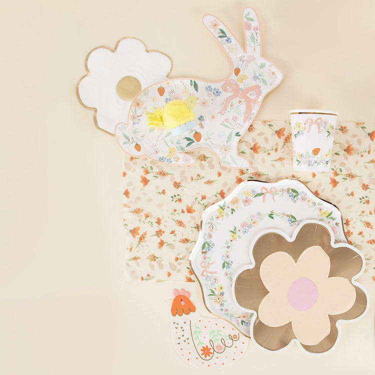 8 gobelets en carton fleurs et nœuds : decoration de table bapteme