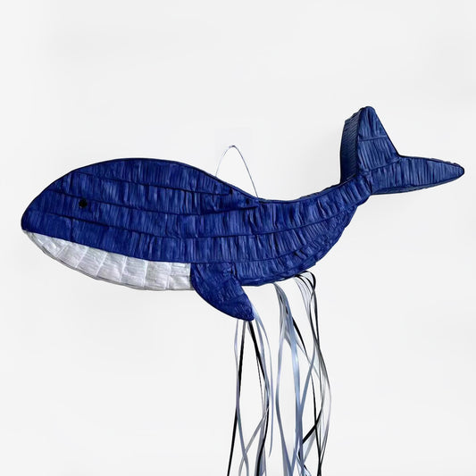 Pinata baleine parfait pour un anniversaire animaux marins