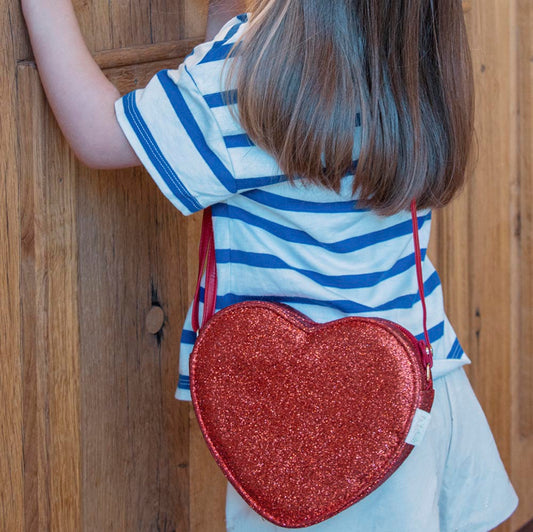 1 sac à main cœur glitter à offrir lors d'un anniversaire princesse