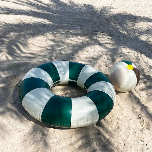 Ballon de plage bordeaux, bleu et vert : jeu pour plage enfant