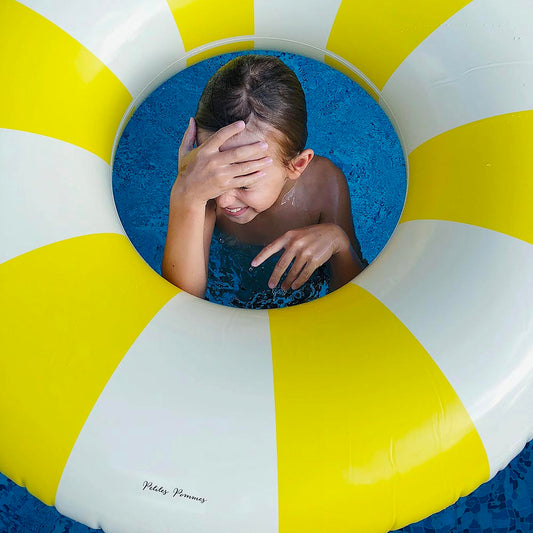 Bouée 60 cm jaune : Accessoire de baignade enfant tendance