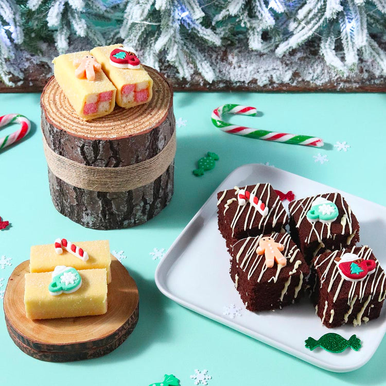 12 sweet decorations of barley sugar and hot chocolate