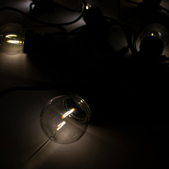 Détail de l'éclairage de Guirlande Led lumineuse retro : éclairage jaune