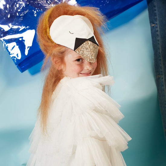 Costume de cygne : deguisement enfant anniversaire princesse
