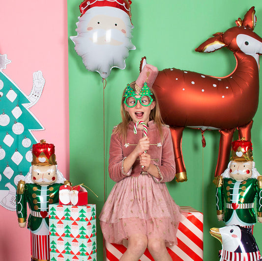 Decoración navideña by my little day: globos, disfraces y complementos