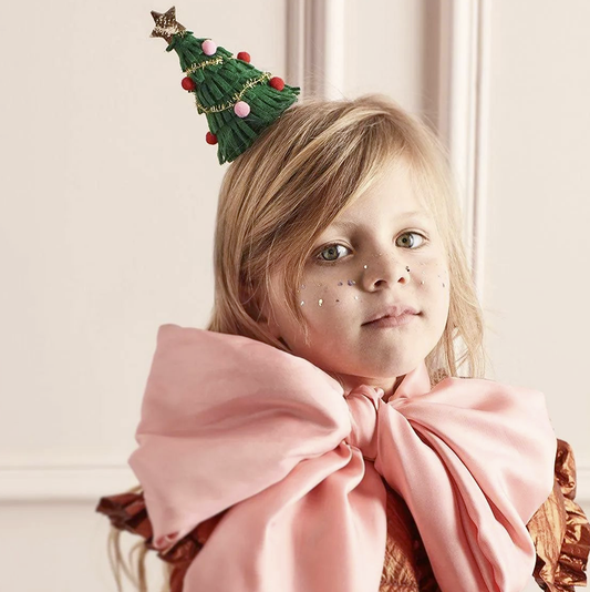 Idea de accesorio de disfraz infantil: pasador de pelo de árbol de Navidad