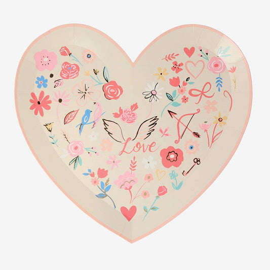 8 platos de corazón de amor: decoración de mesa para San Valentín