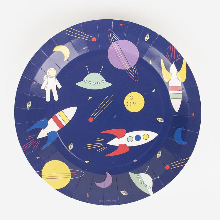 8 platos de cosmonauta para un cumpleaños de niño o un cumpleaños de astro