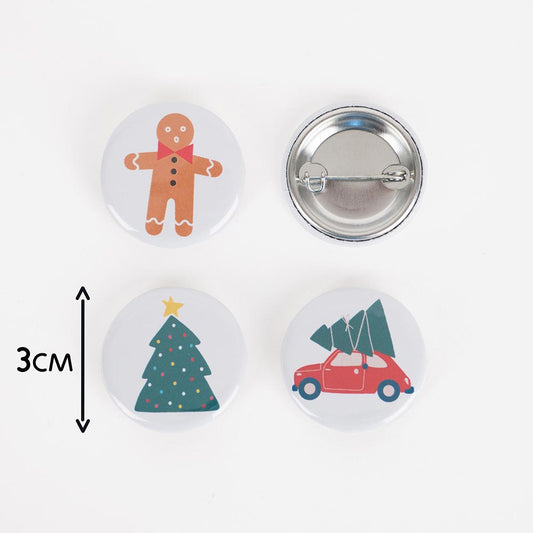 Small Christmas gift and advent calendar: Christmas badges