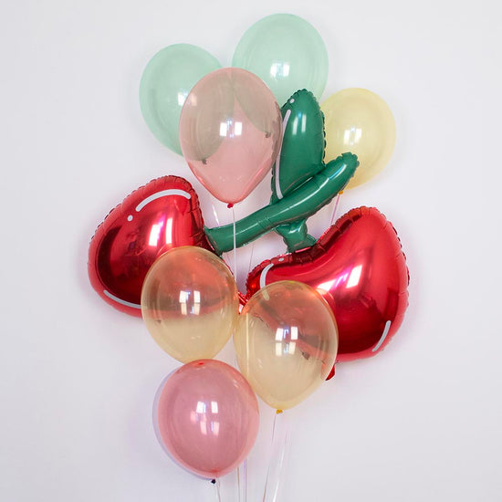 Grappe de ballons cerise pour decoration anniversaire enfant