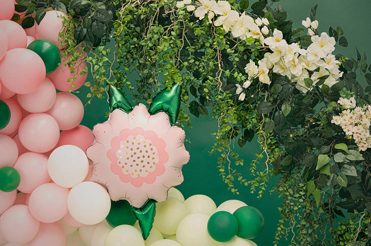 Arche de ballon fleur avec ballons de baudruche et ballon helium fleur