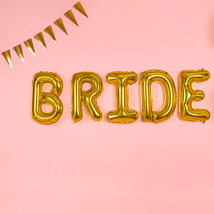 Globos con letras doradas de novia para decoración evjf y decoración de bodas