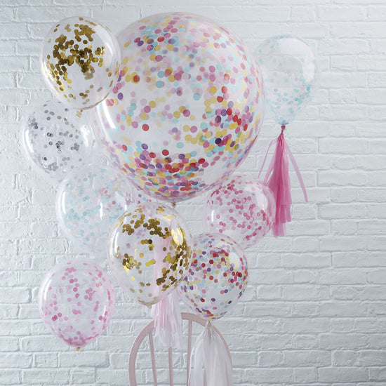 Grappe de ballons confettis multicolores et dorés pour un anniversaire
