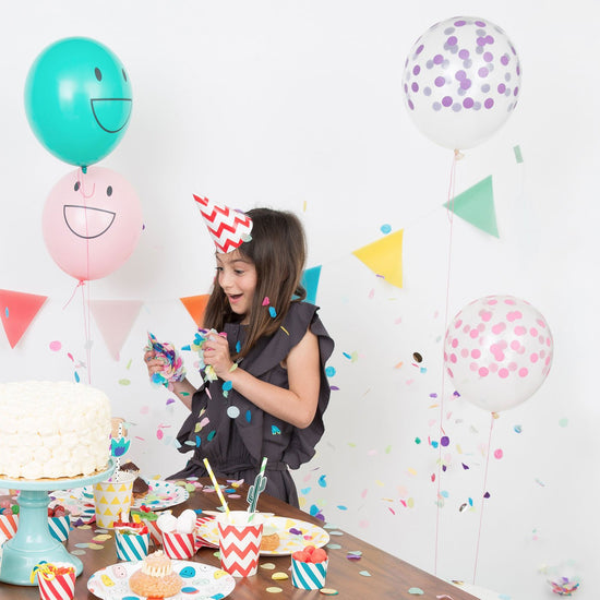 Ballon transparent confettis multicolores pour décoration d'anniversaire