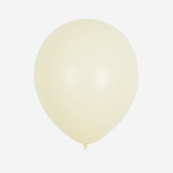 Light yellow safari themed birthday balloons