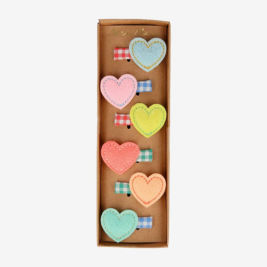 Idee cadeau anniversaire fille original : 6 barrettes coeur pastel