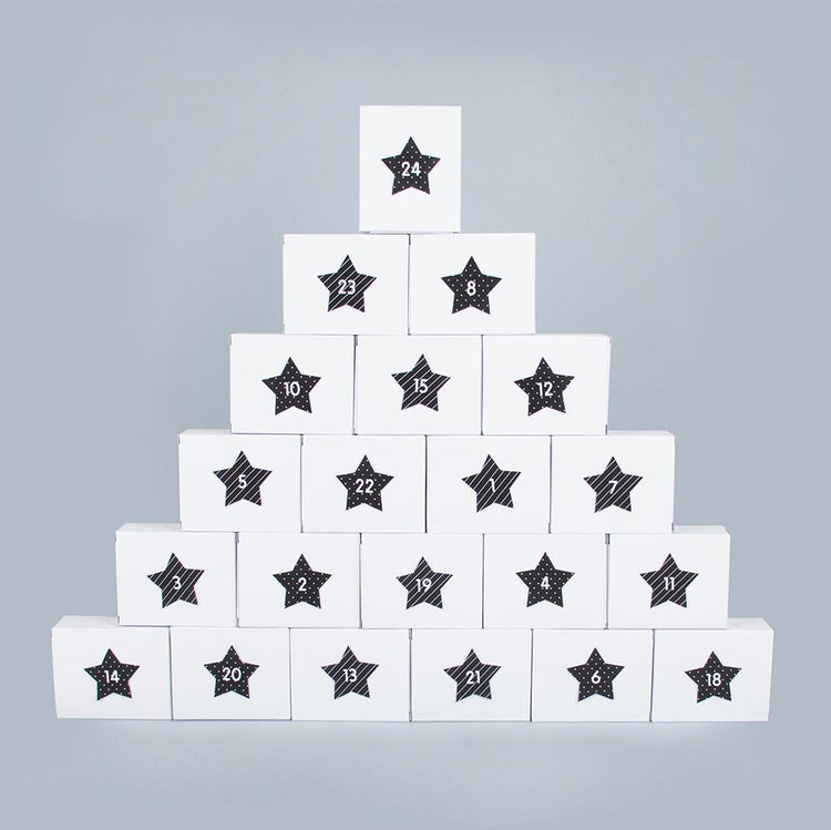 24 boîtes en carton blanches pour créer son propre Calendrier de l'Avent
