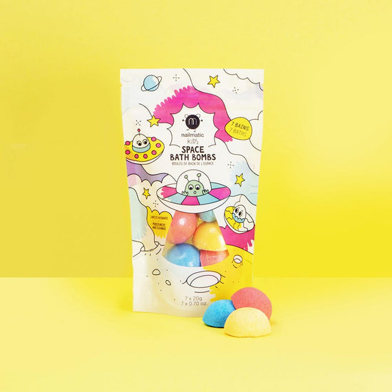 Cadeau pochette surprise anniversaire : boules de bain enfant multicolores nailmatic