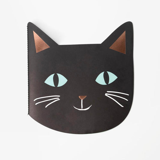 Idea de regalo infantil de Halloween: libro para colorear y pegatinas de gatos