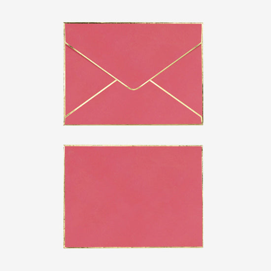 Enveloppe rouge et dorée pour glisser une carte de voeux